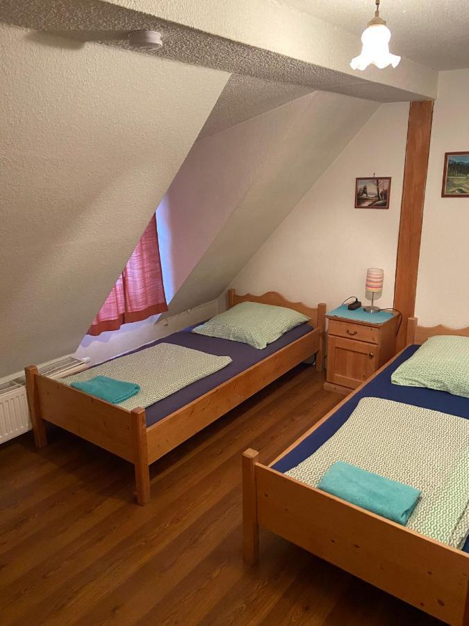 Zirndorf Gaestehaus ภายนอก รูปภาพ