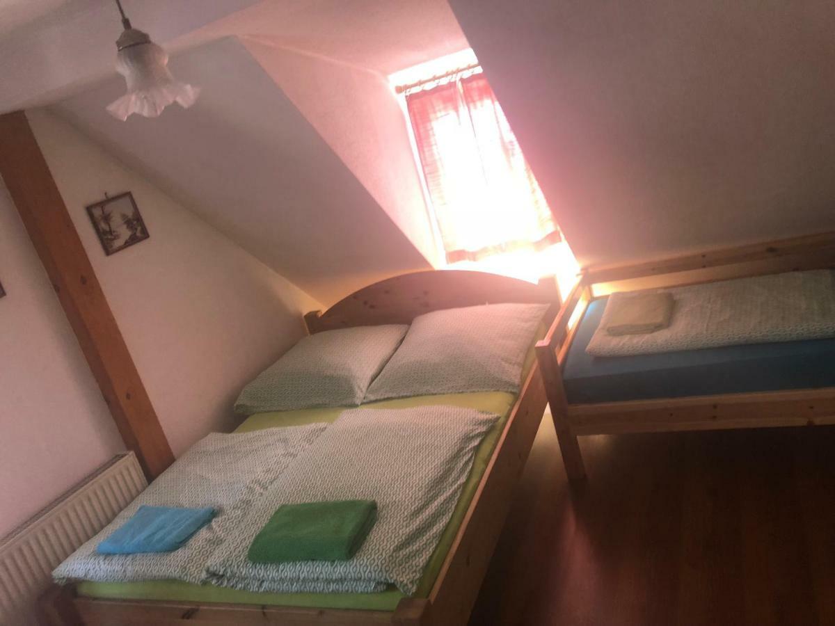 Zirndorf Gaestehaus ภายนอก รูปภาพ